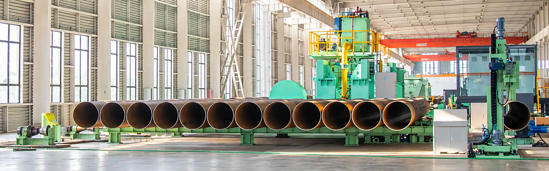 Steel pipe production line in the YiZeng workshop